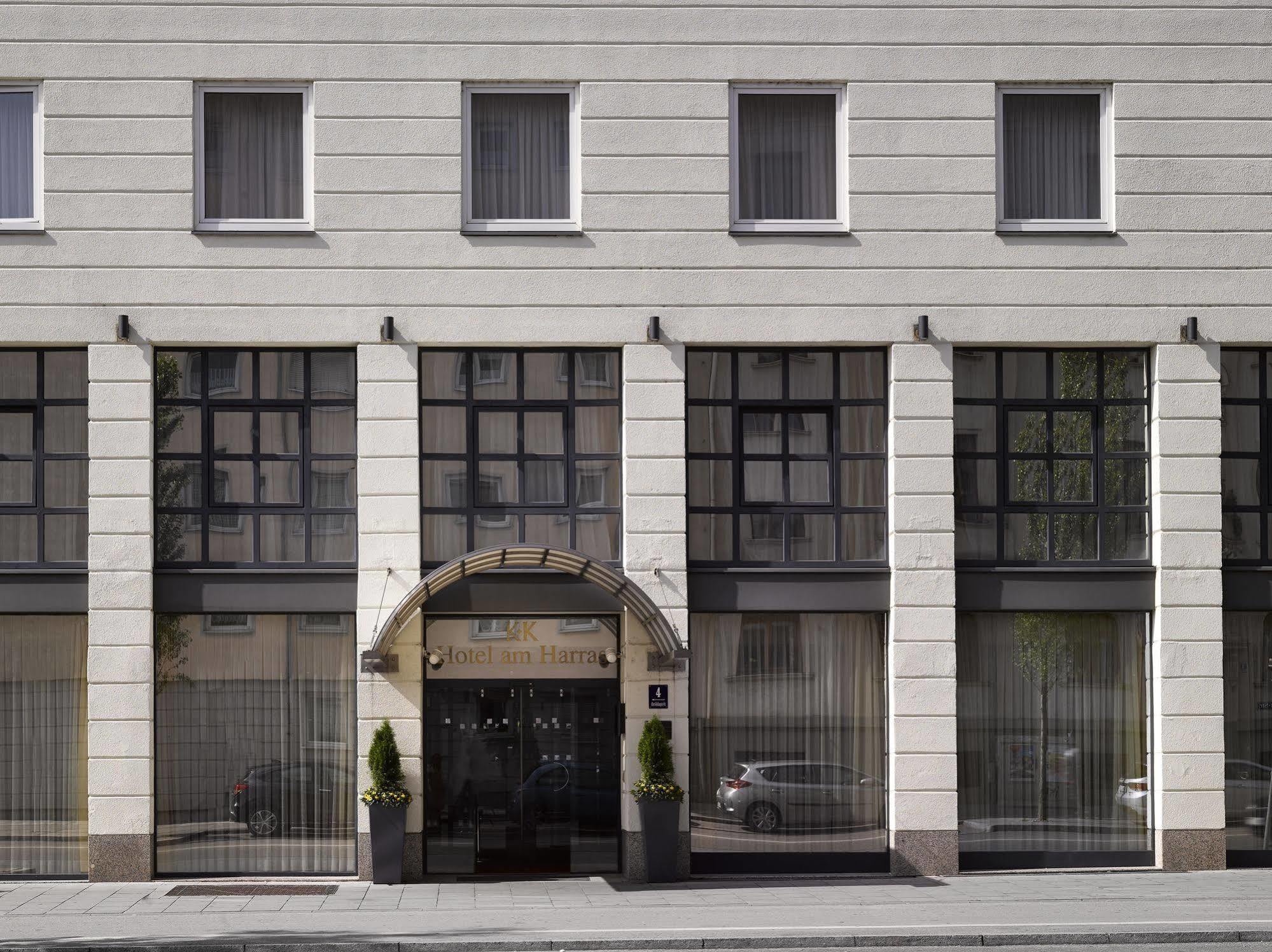 K+K Hotel Am Harras Мюнхен Экстерьер фото